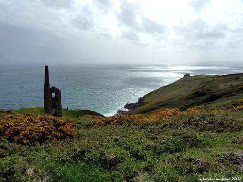 An old mine along the appoach to Trewavas Cliff