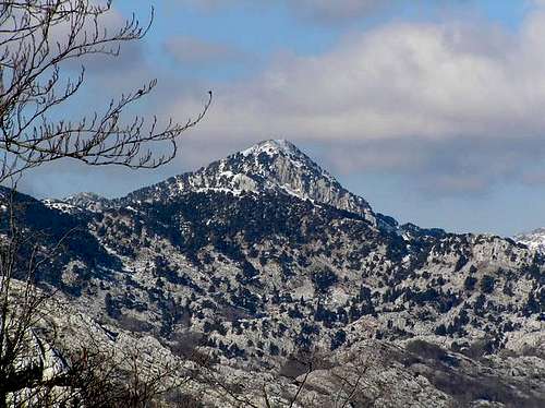 Zubacki Kabao (1894m), the...