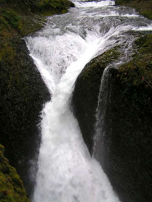 Crisscross Falls on the hike...