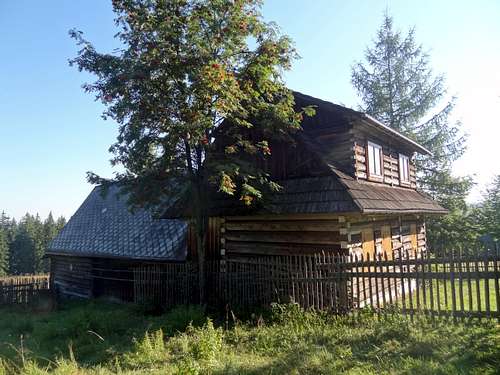 Old hut on Magura Orawska