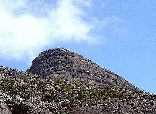 The base of Cristal Peak.
