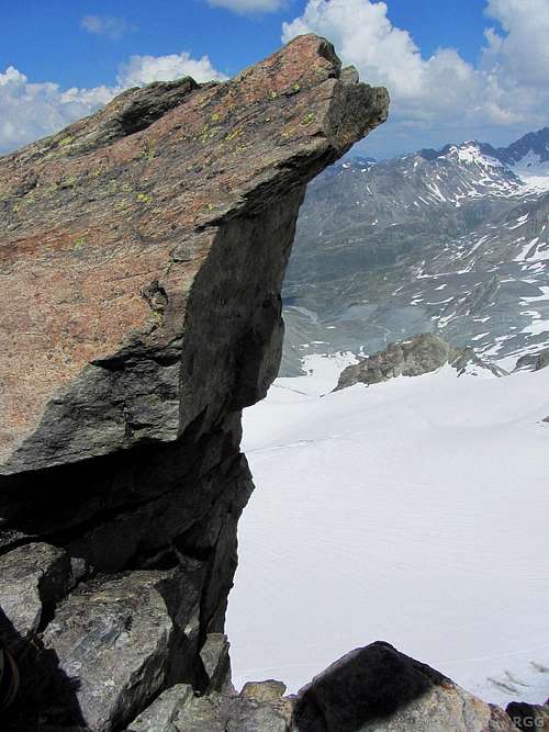 Dreiländerspitze summit ridge detail