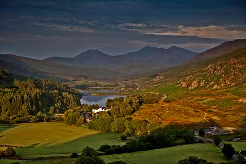 Autumnal morning, Snowdonia