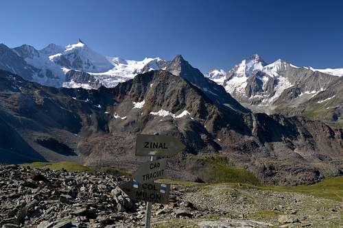 Crossroads on about 3000 meters height...
