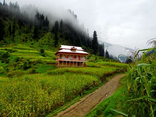 Tao Butt, Neelam Valley (Pakistan)