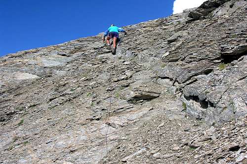 Petit Avert Crux Passage to W-NW Crest before the Summit 2005