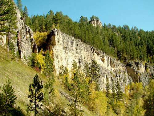 Walls in Little Spearfish Canyon