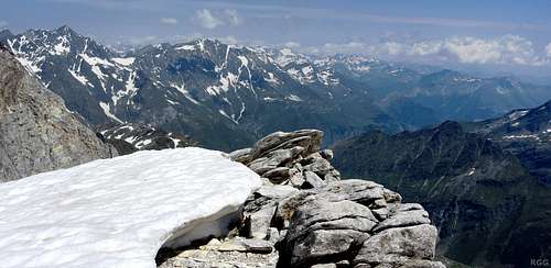 Lodner summit view to the southeastern Ötztaler Alpen