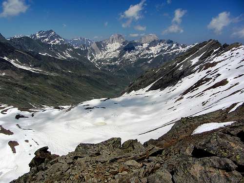 Hochwilde (3282m), Liebenerspitze (3399m), Hohe Weiße (3278m) and Lodner (3228m) from the Gfallwand WNW ridge