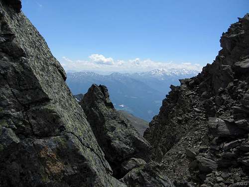 A view to the Ortler-Cevedale Group from the Gfallwand WNW ridge