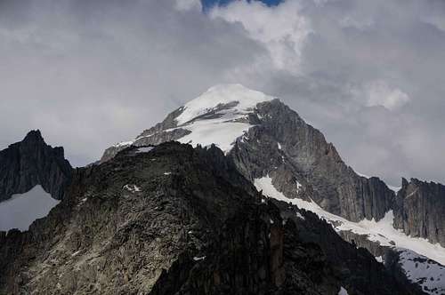Galenstock (South Face,11755 ft / 3583 m )