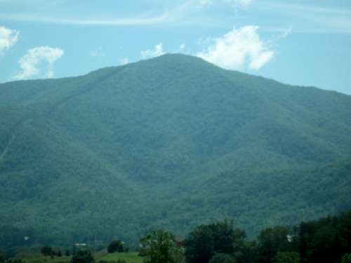 LeConte from the road to Newfound Gap