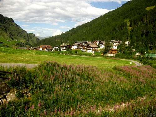 The alpine village of Pfelders