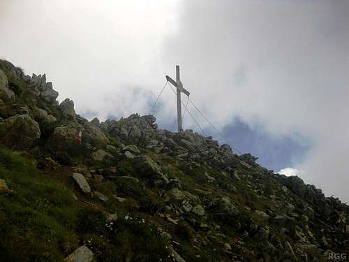 Blasiuszeiger summit cross