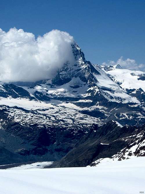 Zooming in on Matterhorn from Cima di Jazzi