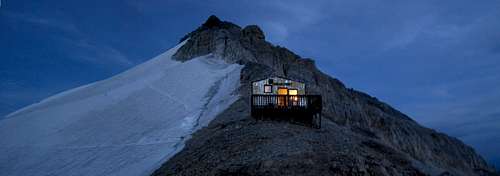 Neil Colgan Hut at night