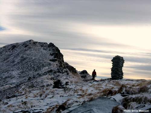 Huge cairn on Sillara summit ridge