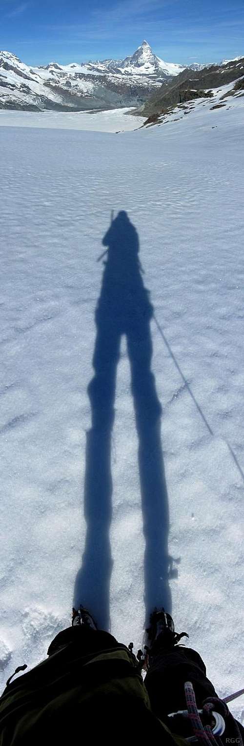 My shadow is muuuuuch bigger than the Matterhorn
