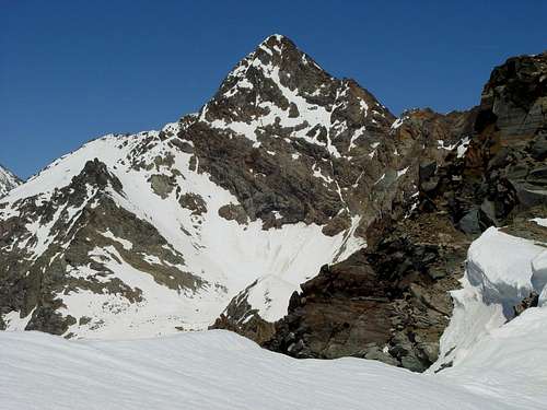 From Arpisson Summit <i>(3035m) </i> to Peak Garin 2005