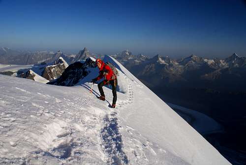 Martin from Summit with Matterhorn, D.Blanche, Obergabel-, Zinalrot-, Schali-, Weiss- horns..;)