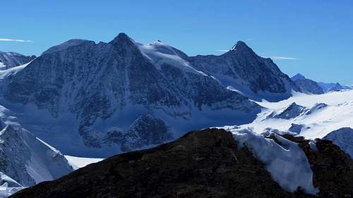 Mont Blanc de Cheilon (3870m) and La Ruinette (3875m) from the north