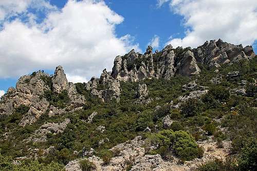 The rocks of Montagne de Liausson