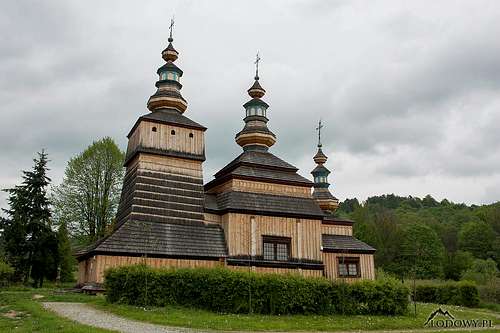 Wooden tserkva in Krempna