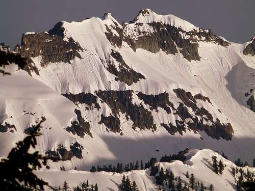 Columbia Peak (telephoto) from Excelsior Mountain