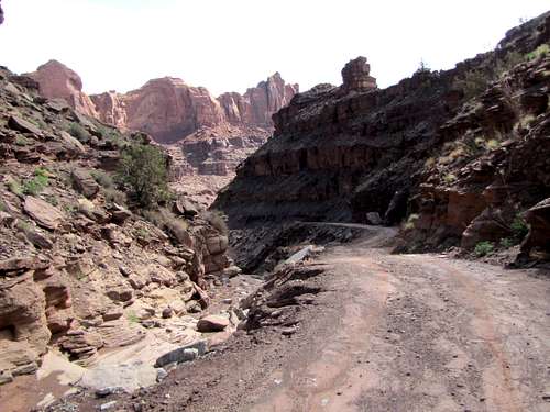 Mid parts of Long Canyon Road