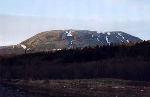 Gros Morne in late May of 1991