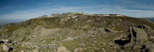 First summit view towards Ciroco de Gredos