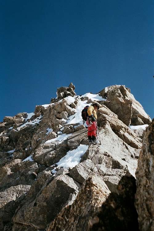 Ivano on the summitridge of Mont Maudit