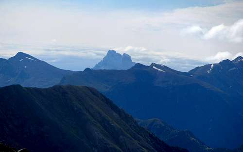 Toward Monviso