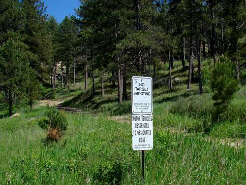 Hiker-Friendly Signs