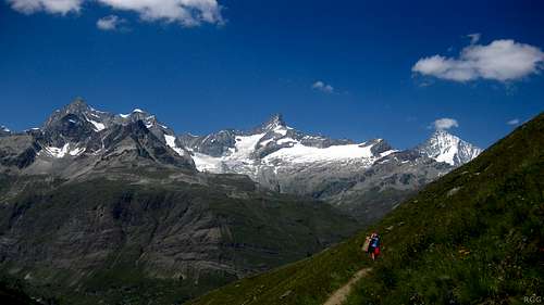 Obergabelhorn, Wellenkuppe, Zinalrothorn and Weisshorn