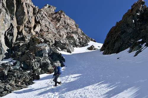 Climbing gulley near bottom Pollux SW ridge
