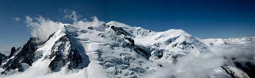 Grand Capucin - Mont Blanc du Tacul - Mont Maudit - Mont Blanc - Dôme du Goûter