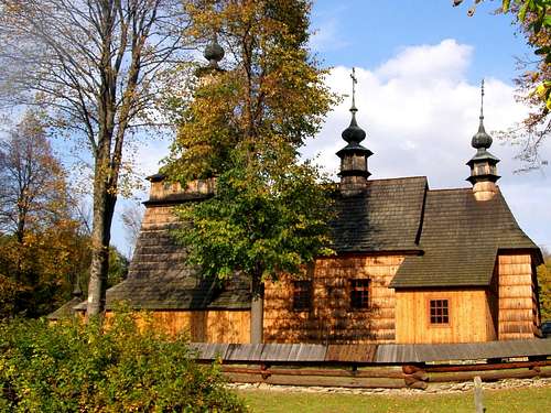 The Greek Catholic Filial Church in Ropica Górna - Wooden Architecture Route in Małopolska
