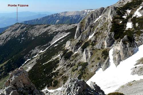 Mt. Pizzone (from the east ridge of Mt. Acquaviva)