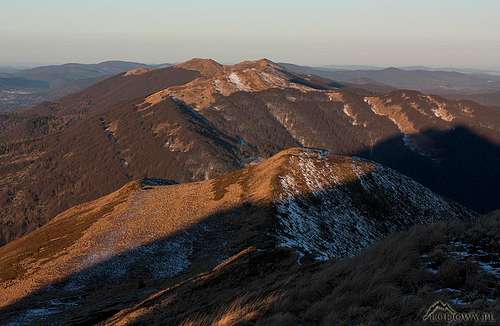 Mt.Polonina Wetlinska in morning sun