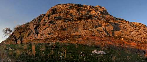 The setting sun coloring the crags at Valle de Abdalajis