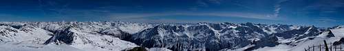240 degrees Stubai & Otztal Alps Panorama
