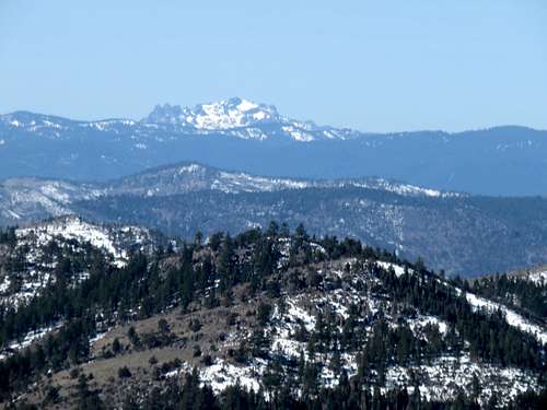 Sierra Buttes 8,591' from the summit of Balls Canyon Peak