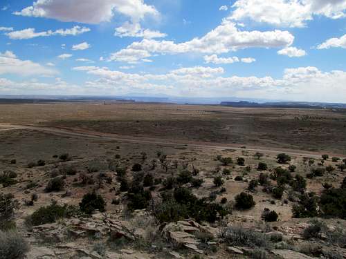 Canyonlands and Abajos from the Knoll