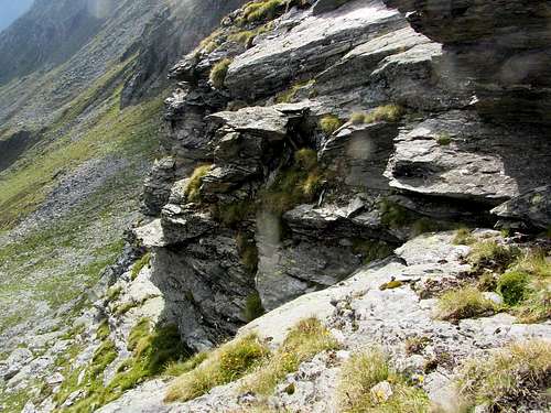 Small rock step high on Stutennock - plenty of holds, but poor rock quality