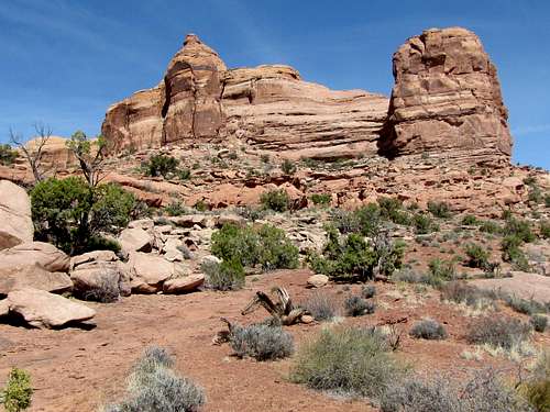 On Jeep Arch Trail