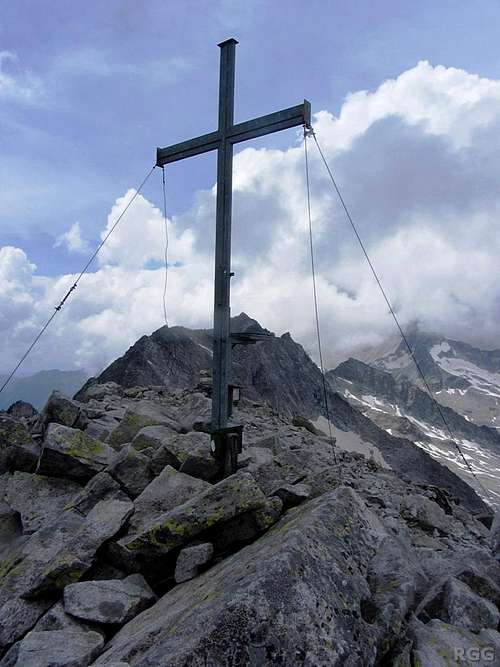 Almerhorn summit cross
