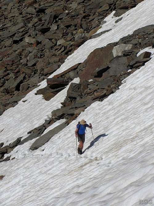 Crossing a snow field high on Hangerer