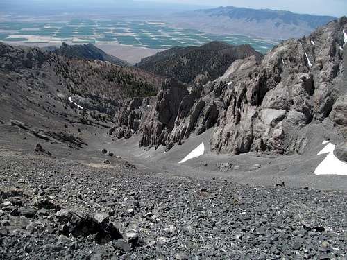 looking back down Middle Canyon