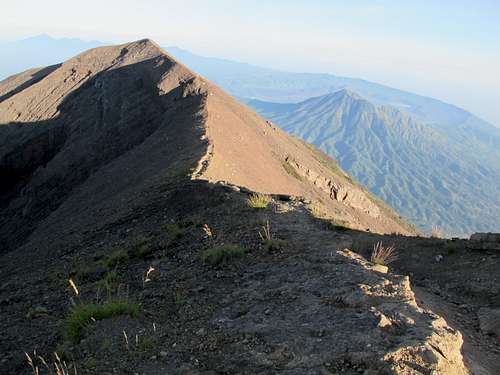 Mt Agung Crossover Route junction with Besakih Trail